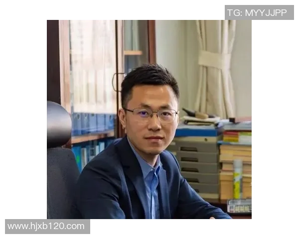 深圳羽毛球队的崛起之路:亚运会背后的奋斗与荣耀 深圳羽毛球队的崛起之路:亚运会背后的奋斗与荣耀